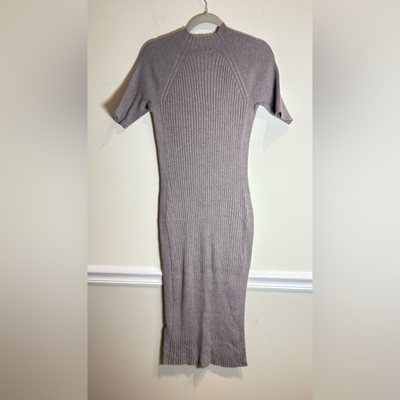 Hatch Ribbed Mock Neck Short Sleeve Midi Sweater Dress - Picture 3 of 8